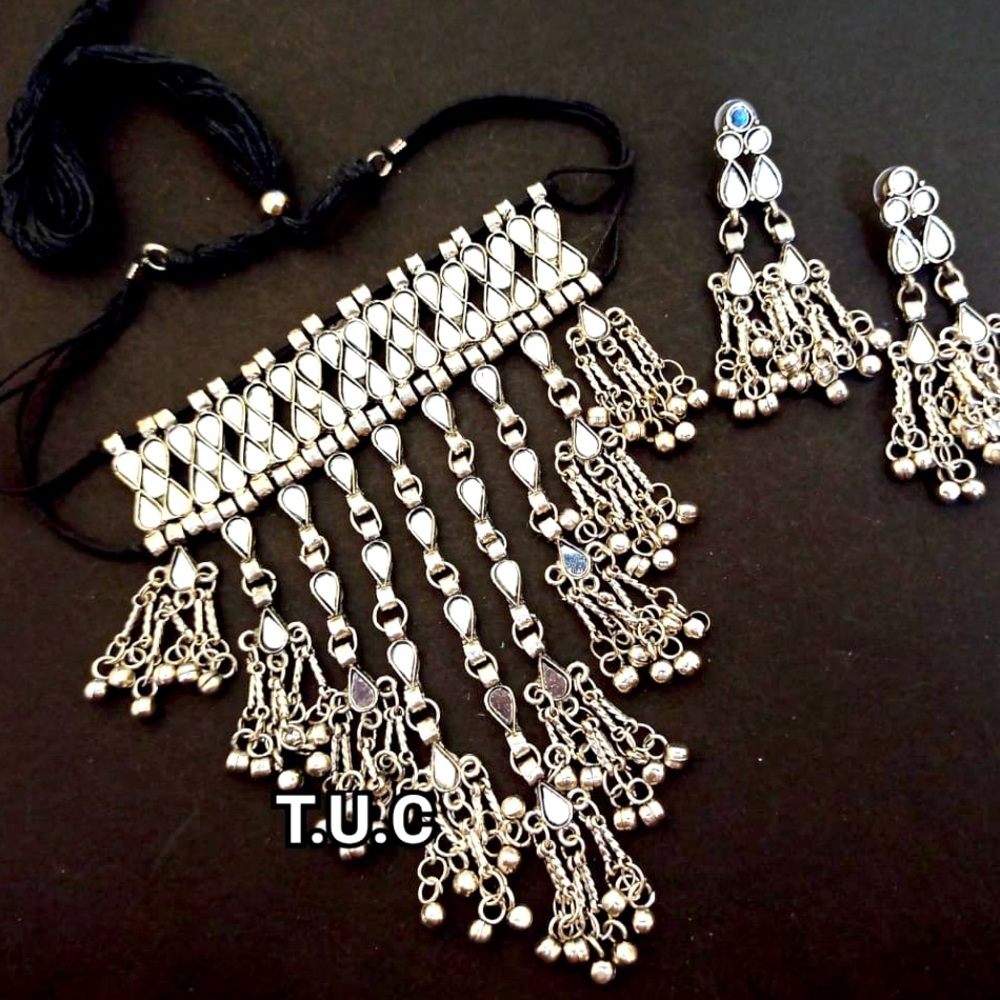 Choker Set